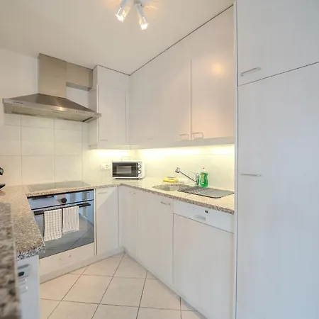Casa Cresta C32, Zentrales Mit Bergblick By Vacations Apartment