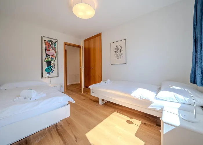 Apartment Casa Cresta C32, Zentrales Mit Bergblick By Vacations