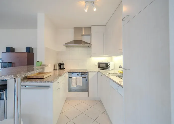 Apartment Casa Cresta C32, Zentrales Mit Bergblick By Vacations Arosa